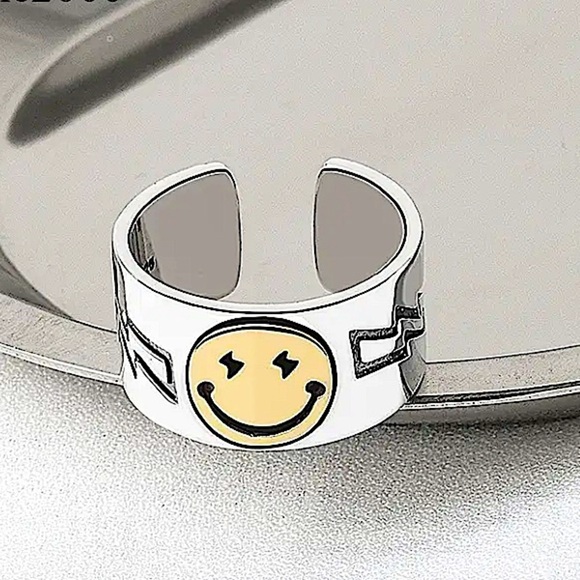 Sterling Silver Happy Face Smiley Adjustable Resizable Minimalist Ring - Picture 6 of 13